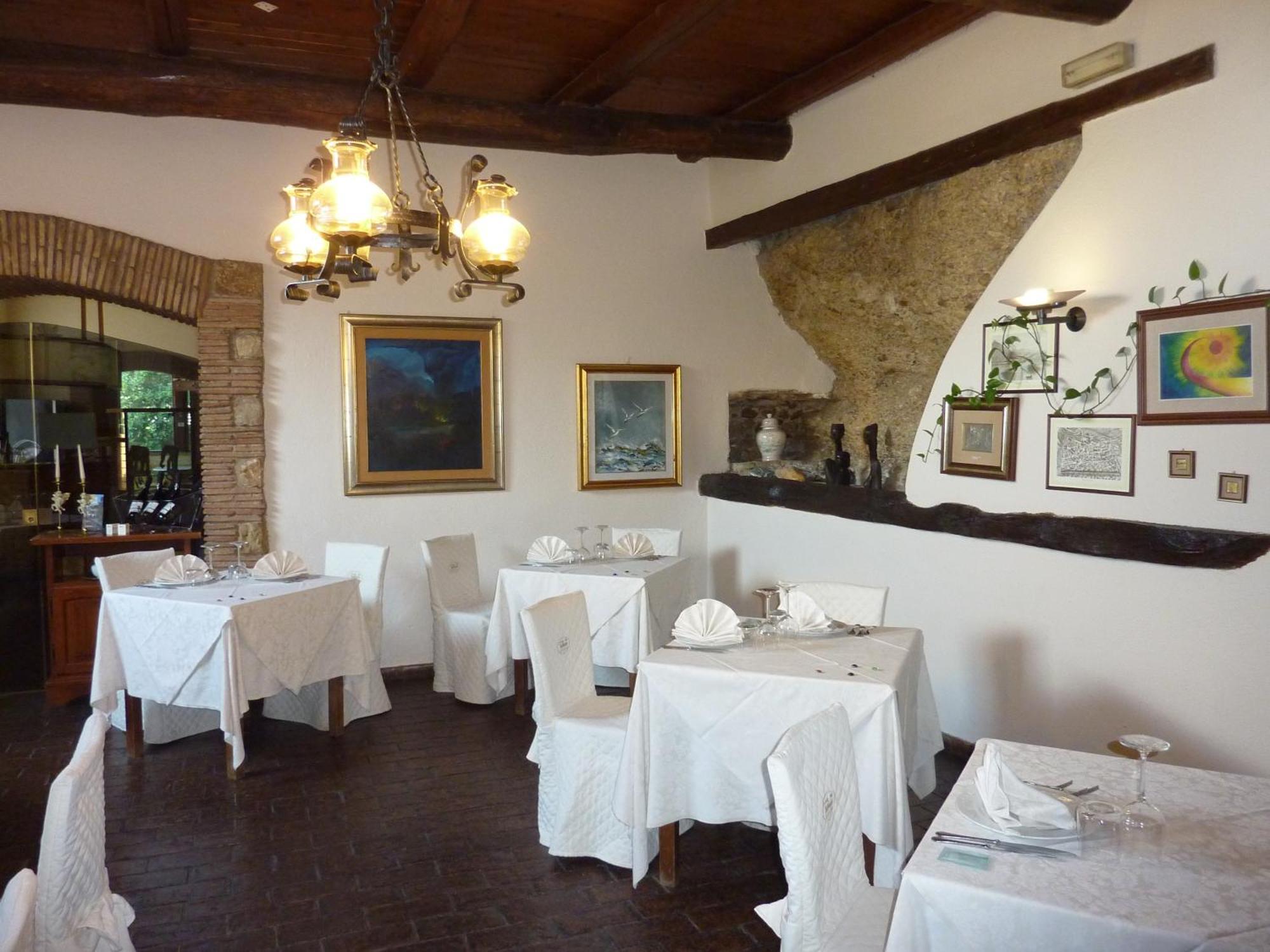 La Rocca Hotel Narni Bagian luar foto