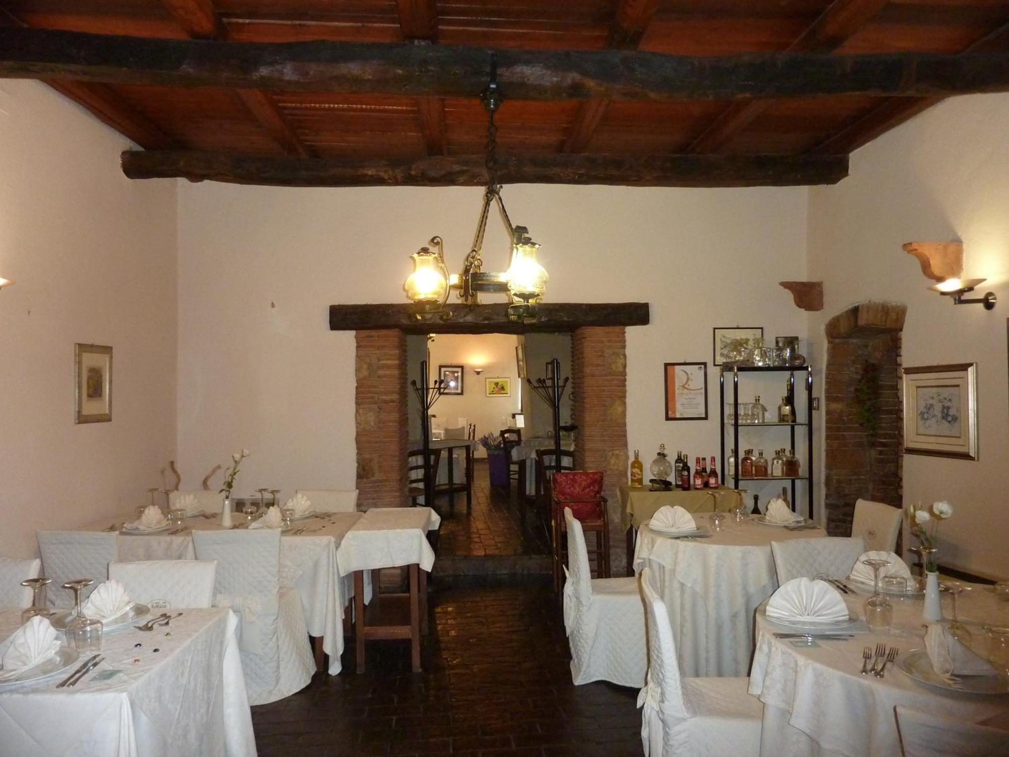 La Rocca Hotel Narni Bagian luar foto