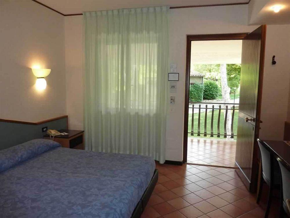 La Rocca Hotel Narni Bagian luar foto