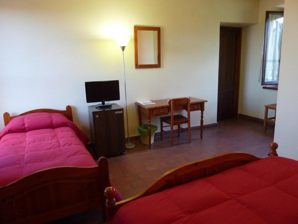 La Rocca Hotel Narni Ruang foto