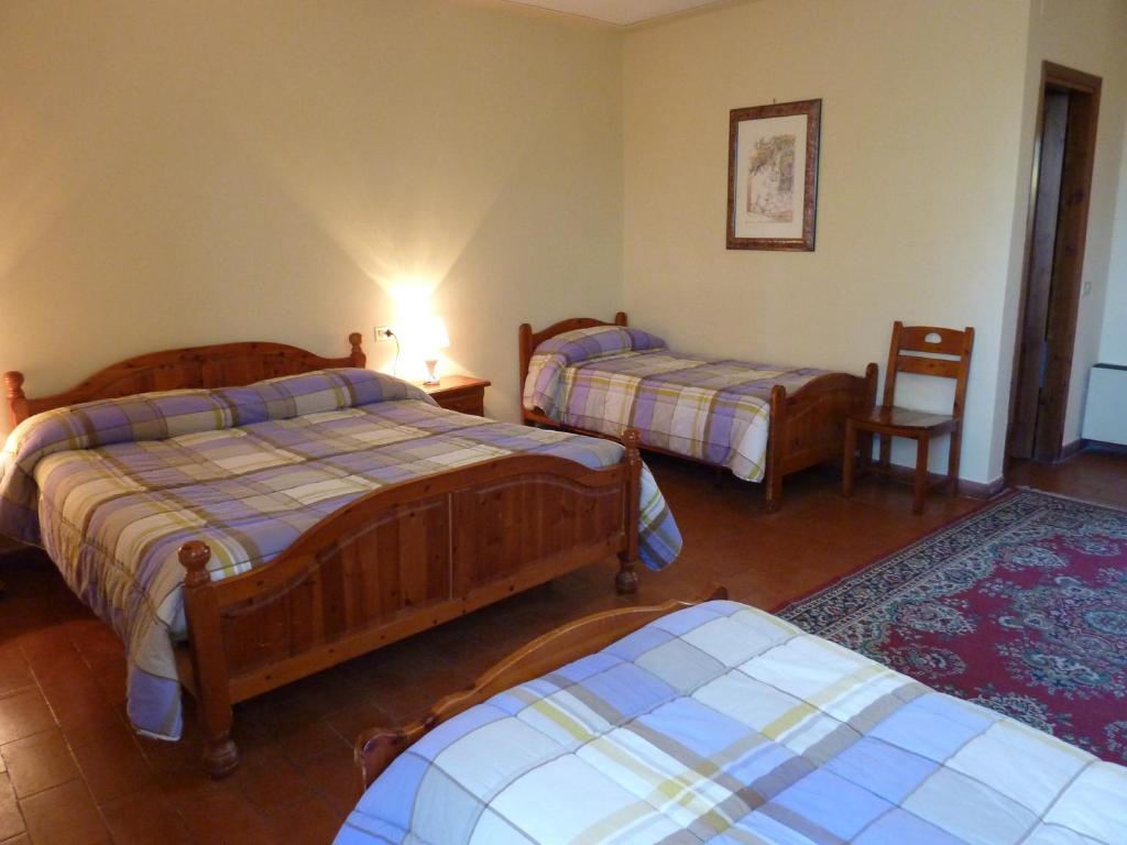 La Rocca Hotel Narni Ruang foto